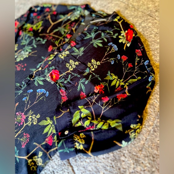 Zara Women Black Floral 3/4 Sleeve Blouse, Size Small - Picture 1 of 9
